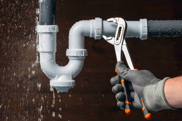 Professional Drain Cleaning technician working in Hornbrook, CA